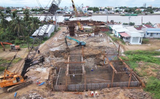 Hoàn thành 25% khối lượng cầu Trần Hoàng Na