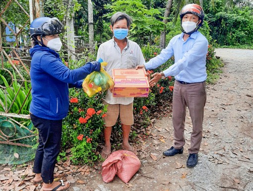 Chung sức đẩy lùi dịch bệnh