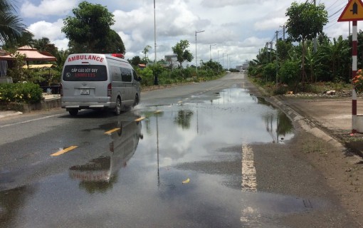 Đường xuống cấp, không bảo đảm an toàn giao thông