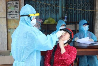 Tối 21/9, thêm 11.692 ca mắc mới COVID-19 và 240 ca tử vong