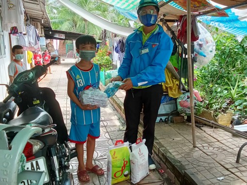 Nhiều hoạt động hỗ trợ đoàn viên thanh niên, học sinh