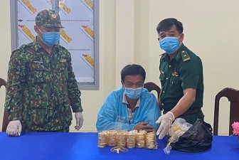 An Giang: Bắt giữ vụ vận chuyển 2,2kg nữ trang nghi là vàng từ Việt Nam sang Campuchia