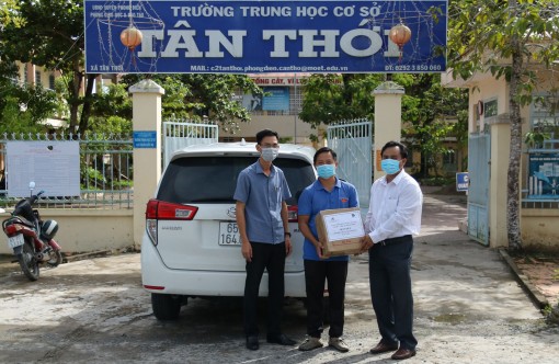 Hành trình Kết nối yêu thương đã hỗ trợ 2,6 tỉ đồng cho người dân