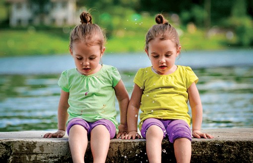 Phát hiện mới về các cặp song sinh giống nhau như đúc