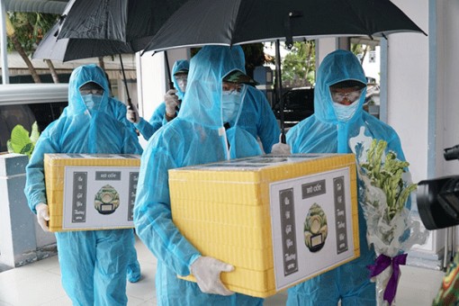 Tổ chức bàn giao tro cốt của 115 người dân tử vong vì dịch COVID-19 ở TP Hồ Chí Minh