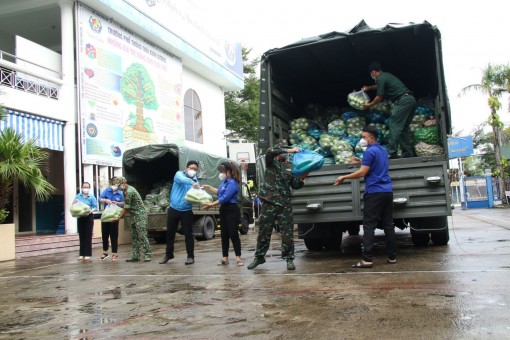 “Dấu ấn xanh” trên tuyến đầu chống dịch