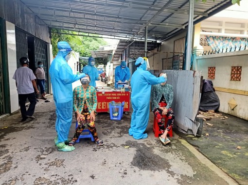 Thực hiện mục tiêu kép