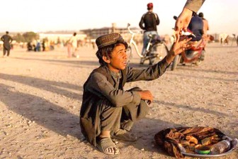 Kinh tế Afghanistan bên bờ sụp đổ