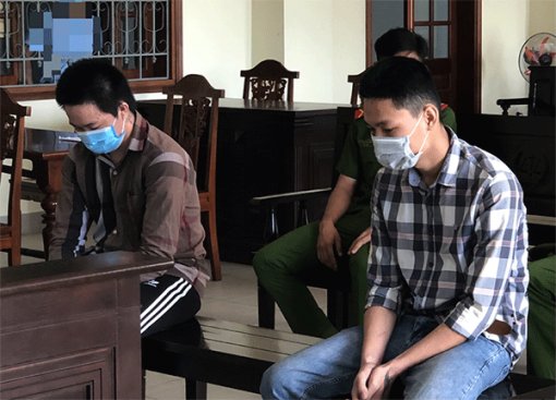 Chém nhầm người, 2 bị cáo hầu tòa