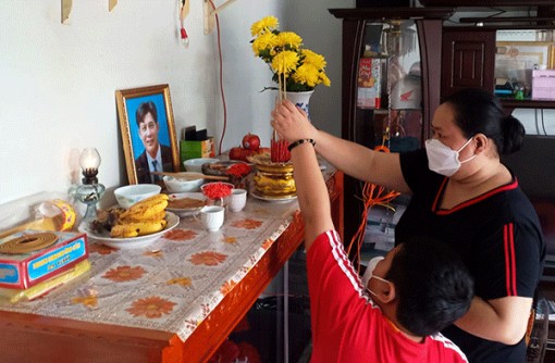 Nâng đỡ trẻ em mồ côi vì COVID-19