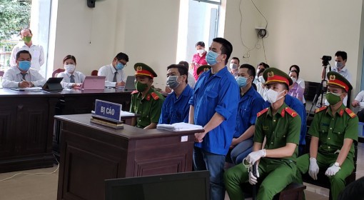 Xét xử vụ án Trương Châu Hữu Danh và nhóm “Báo Sạch”