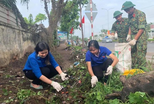 Tham gia bảo đảm an toàn giao thông