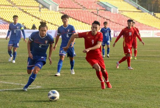 U23 Việt Nam thắng vất vả U23 Đài Loan