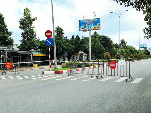 Bạc Liêu thêm cơ sở điều trị, Trà Vinh tiếp nhận thiết bị chống dịch