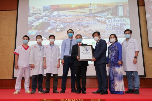 Bệnh viện S.I.S Cần Thơ đạt tiêu chuẩn Bạch kim trong điều trị đột quỵ