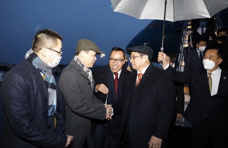 Thủ tướng Phạm Minh Chính bắt đầu chuyến công tác tham dự Hội nghị COP26, thăm làm việc tại Vương quốc Anh