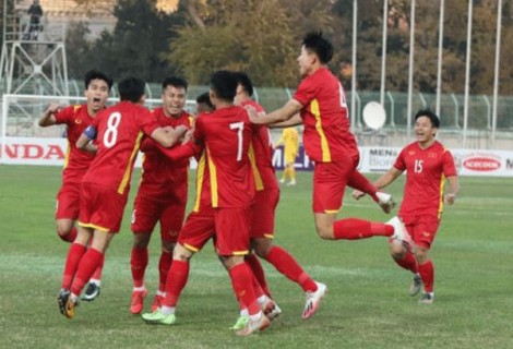 Thắng U23 Myanmar 1-0, U23 Việt Nam vào vòng chung kết