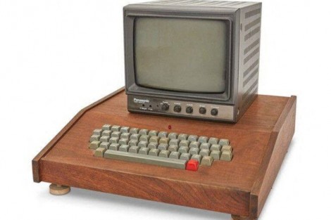 Máy tính Apple đời đầu được bán với giá 400.000USD