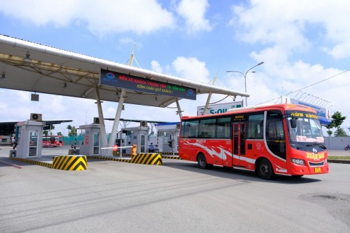 Từ 0 giờ ngày 11-11, vận tải hành khách liên tỉnh hoạt động không quá 50% số chuyến đã công bố