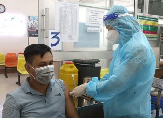 Cần Thơ nhận 200.000 liều vaccine Vero Cell để tiêm mũi 2