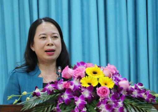 Phó Chủ tịch nước Võ Thị Ánh Xuân tiếp xúc cử tri tại tỉnh An Giang