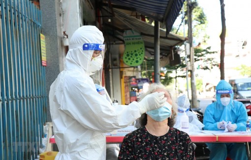 Ngày 22/11: Ghi nhận 10.321 ca mắc mới trong nước, 190 ca tử vong