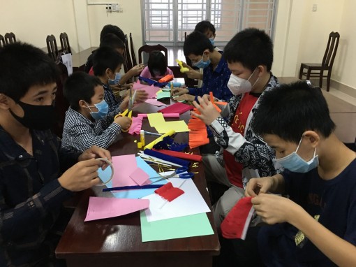 Trang bị kỹ năng cho trẻ vào đời