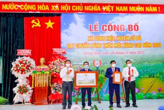 Ra mắt xã nông thôn mới nâng cao Trung Hưng và Đông Hiệp