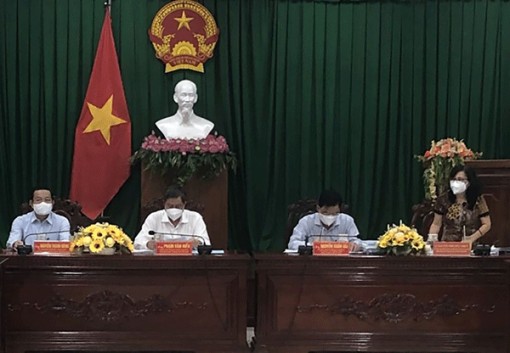 Thẩm tra các báo cáo, tờ trình trình tại kỳ họp HÐND thành phố