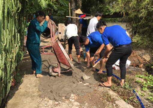 Thực hiện hiệu quả công tác tuyên truyền về an toàn giao thông