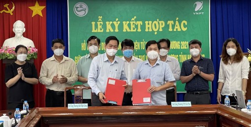 Ký kết hợp tác hỗ trợ ứng dụng thương mại điện tử giữa Sở Công Thương TP Cần Thơ và Sở Công Thương tỉnh Hậu Giang