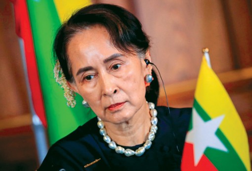 Tòa kết án 4 năm tù đối với bà Aung San Suu Kyi