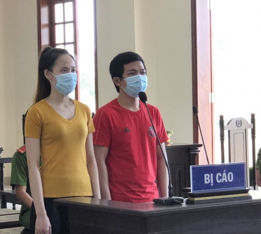 Chiếm đoạt tiền công ty, vợ chồng cùng vào tù