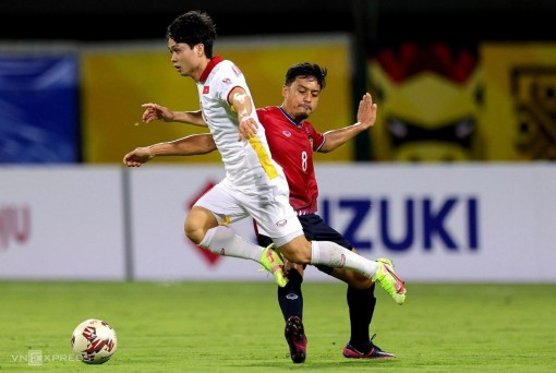 Lộ diện nhưng chưa lộ bài