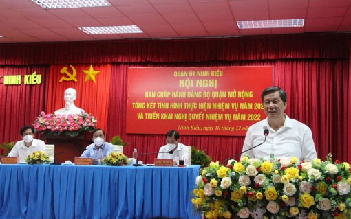Quận Ninh Kiều cần tập trung chỉ đạo thực hiện hiệu quả phòng, chống dịch và phục hồi phát triển kinh tế - xã hội