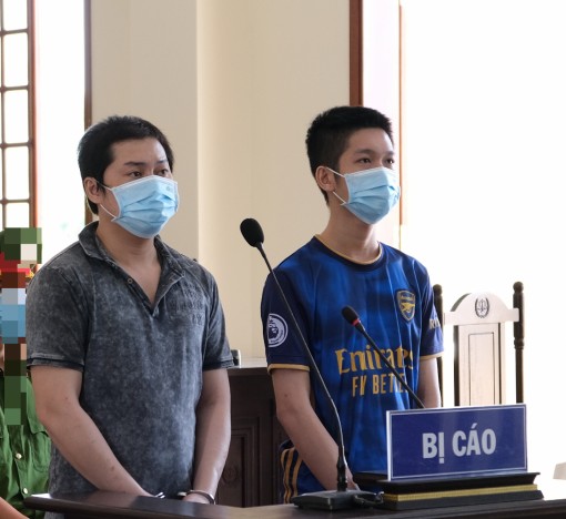 Mua bán, vận chuyển trái phép chất ma túy, lãnh án tù