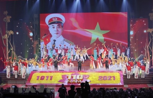 Thủ tướng dự lễ kỷ niệm 110 năm Ngày sinh Đại tướng Võ Nguyên Giáp