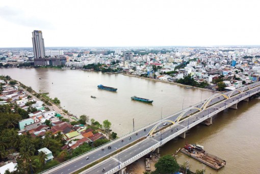 Mục tiêu tối thượng là phục vụ nhân dân, sự phát triển của đất nước