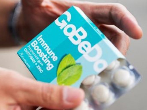 Kẹo cao su giúp ngăn ngừa nguy cơ lây nhiễm SARS-CoV-2