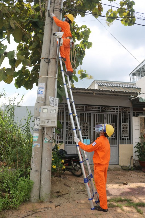 Đảm bảo cấp điện ổn định cho Tết Nguyên đán