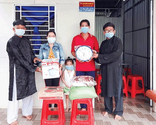 Ðồng hành cùng dân tộc