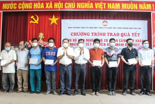 Nhiều hoạt động chăm lo Tết cho nhân dân