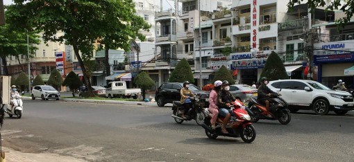 Tuân thủ Luật Giao thông đường bộ khi điều khiển phương tiện