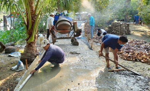 Năng động đưa nghị quyết vào cuộc sống