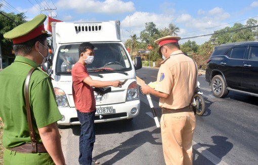 Tăng cường kiểm tra, xử lý vi phạm về trật tự an toàn giao thông đường bộ theo chuyên đề
