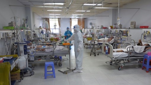 Gỡ nút thắt về thể chế để có chính sách thỏa đáng cho cán bộ ngành Y tế