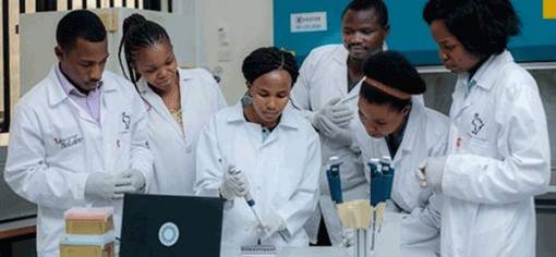 Nữ khoa học gia làm thay đổi bộ mặt châu Phi