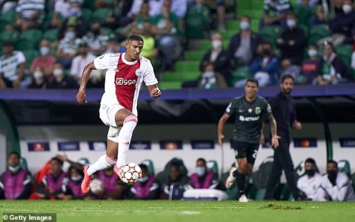 “Cơn gió lạ” Haller