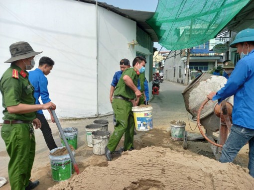 Nhiều công trình, phần việc giữ gìn trật tự an toàn giao thông