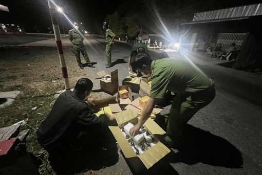 An Giang: Liên tiếp phát hiện lượng lớn hàng hóa không rõ nguồn gốc ở khu vực biên giới